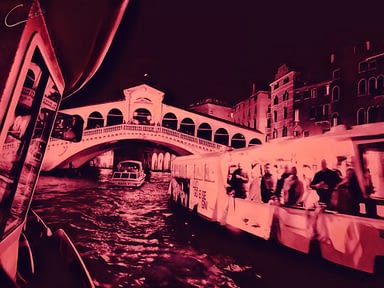 the bridge rialto venice italy